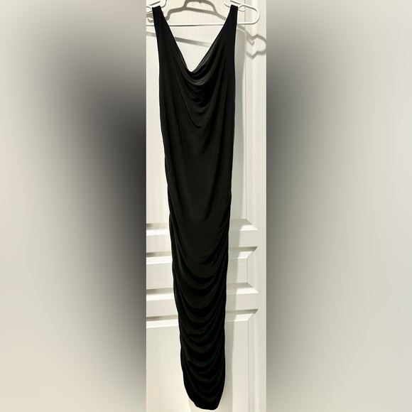 NWT Club London Off Shoulder Black Ruched Bodycon Midi Dress - Picture 6 of 8